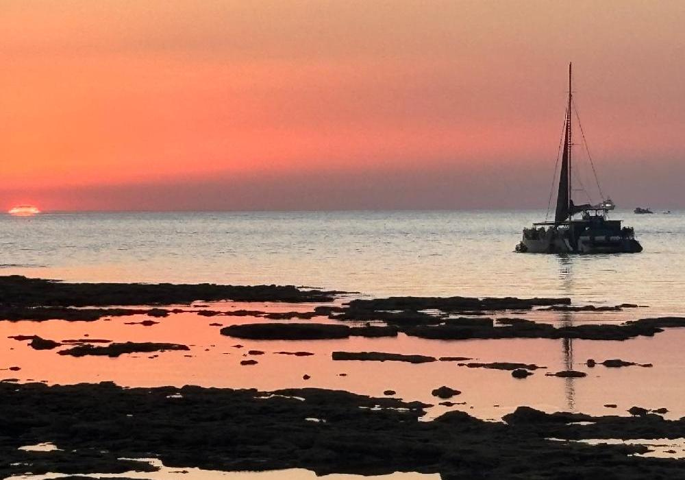 Puesta de sol caleta 